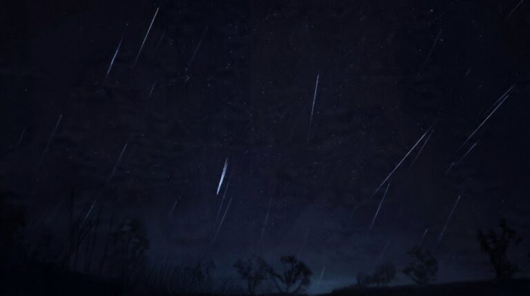 Geminiidy: Nádherná meteorická podívaná v prosinci