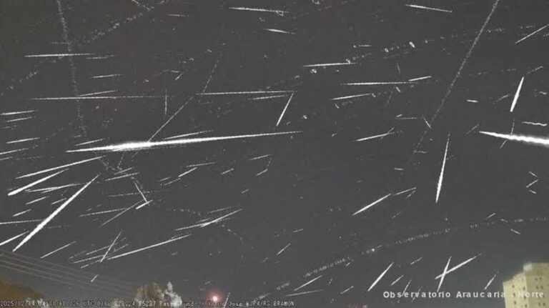 Intenzivní aktivita meteorického roje Geminid na Observatoři Astronomické Araucária