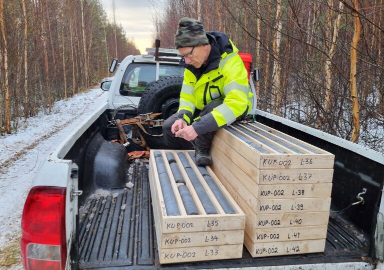 Kupukan Grafiitti Oy rozšiřuje své hledání grafitu v Siikalatvě