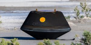 Možné existence páté základní síly při sledování asteroidů