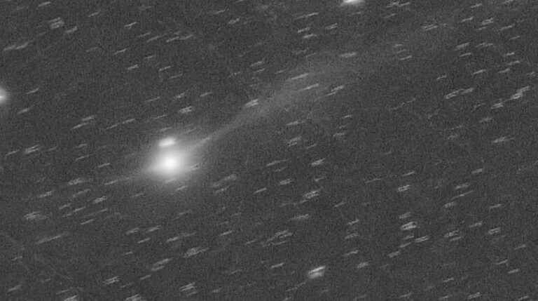 Neobvyklé rádiové signály z mezihvězdné komety 3I/ATLAS vyvolávají poplach u NASA