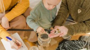 Statistický úřad hledá domácnosti, které dokumentují své výdaje