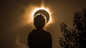 Úplné zatmění slunce v roce 2026 ve Francii: Nezmeškejte tento jedinečný jev