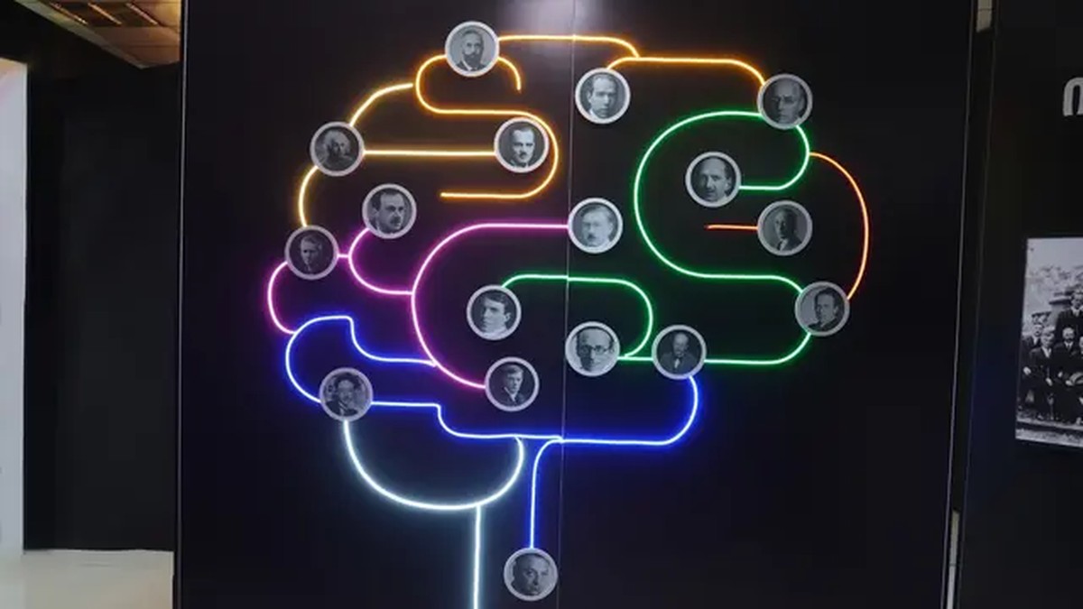 Úspěch výstavy Quantum Century v Kérale uznán UNESCO