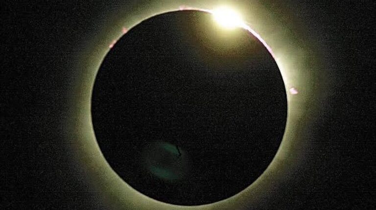 Celkové zatmění, které přinese rok 2026: První viditelné ze Španělska za sto let