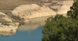 Dešťové srážky na začátku hydrologického roku zvyšují zásoby v přehradách, s výraznými regionálními rozdíly