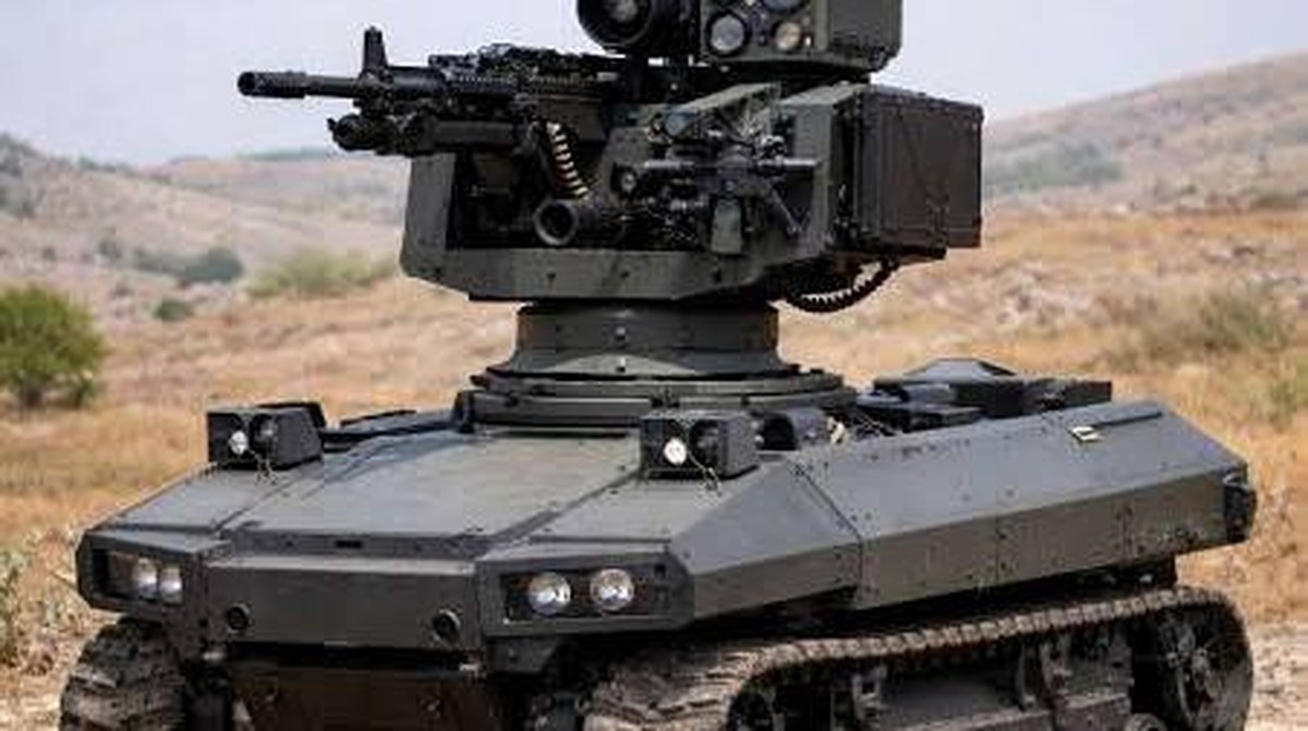 Vývoj bezpilotních pozemních vozidel se zbraňovými stanicemi