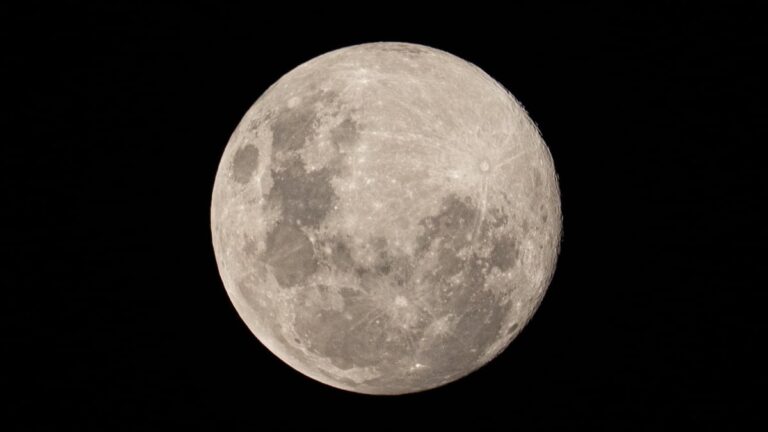 Úplněk v únoru 2026: Sněžný měsíc